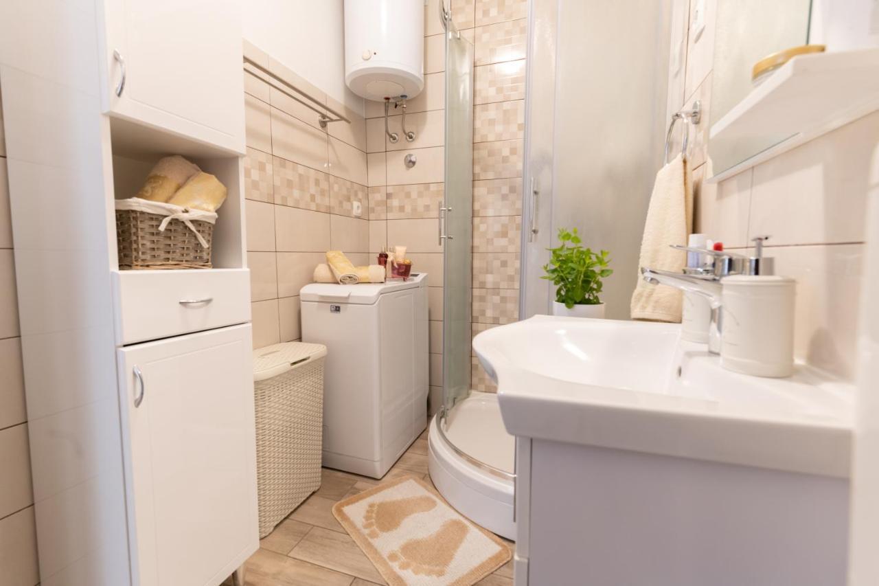 Apartments Plokite Спліт Екстер'єр фото