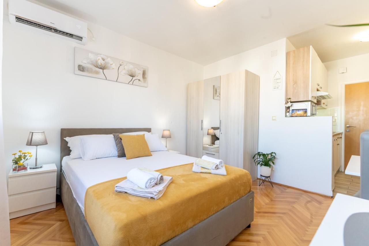 Apartments Plokite Спліт Екстер'єр фото