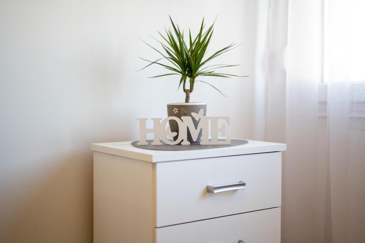 Apartments Plokite Спліт Екстер'єр фото